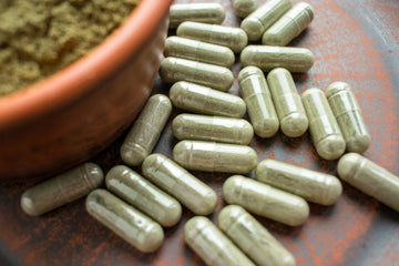 Green kratom capsule